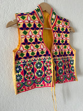 Load image into Gallery viewer, Vintage Embroidered Vest
