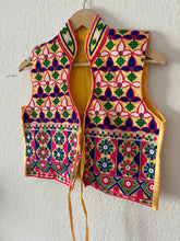 Load image into Gallery viewer, Vintage Embroidered Vest
