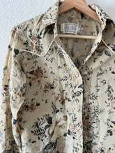 Load image into Gallery viewer, Vintage Western Button Up Shirt
