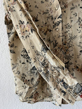 Load image into Gallery viewer, Vintage Western Button Up Shirt
